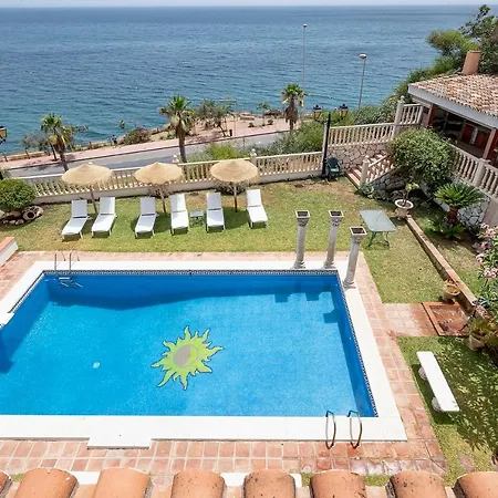 Bhost - Sunrise Villa *