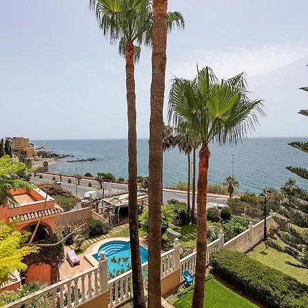 Bhost - Sunrise Benalmádena