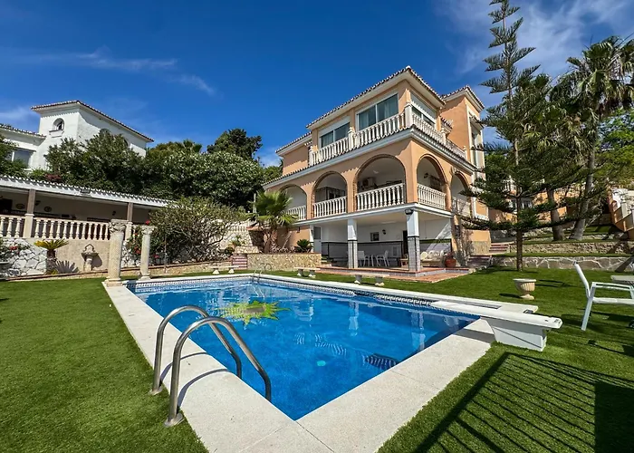 Bhost - Sunrise Benalmádena